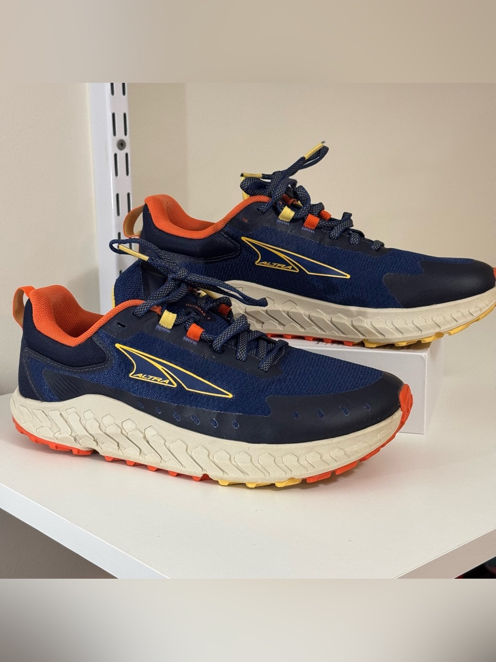 ALTRA Outroad 2 Womens Size 8 Blue Running Shoes Trail Sneakers